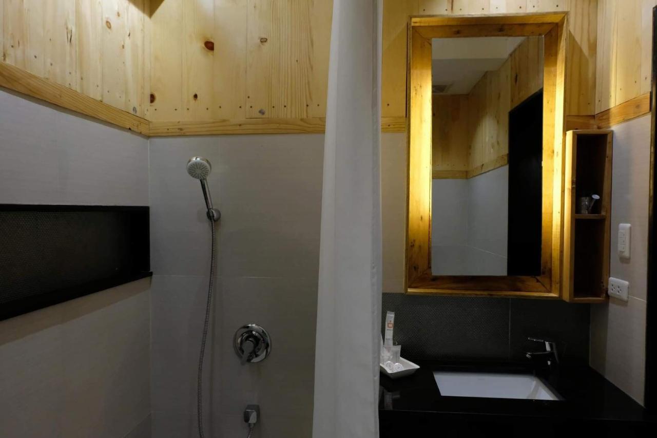 Feel Deep Dive Resort Lapu-Lapu City Zewnętrze zdjęcie